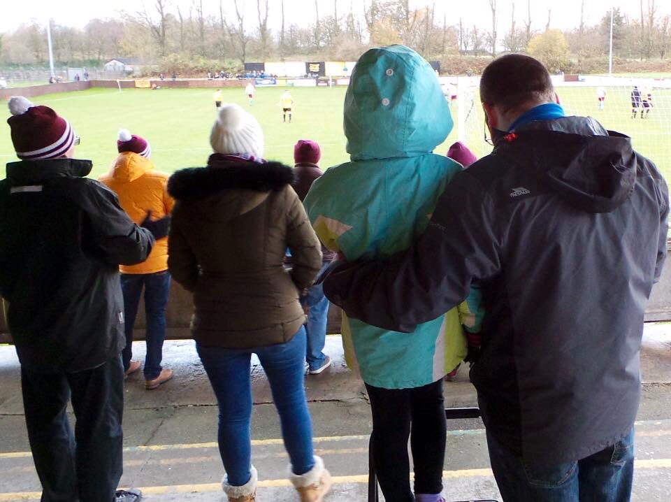 MiaSSFC's tweet photo. @RamsbottomUtd is it ok to bring my step into your ground on Saturday for the game against @SouthShieldsFC. I take it everywhere Home & Away so I can see over people and the advertisements round the pitch. ⚽️⚽️ #Everywherewego #YorkshireMariners #ImOnlyLittle https://t.co/Xa24wDFrPp