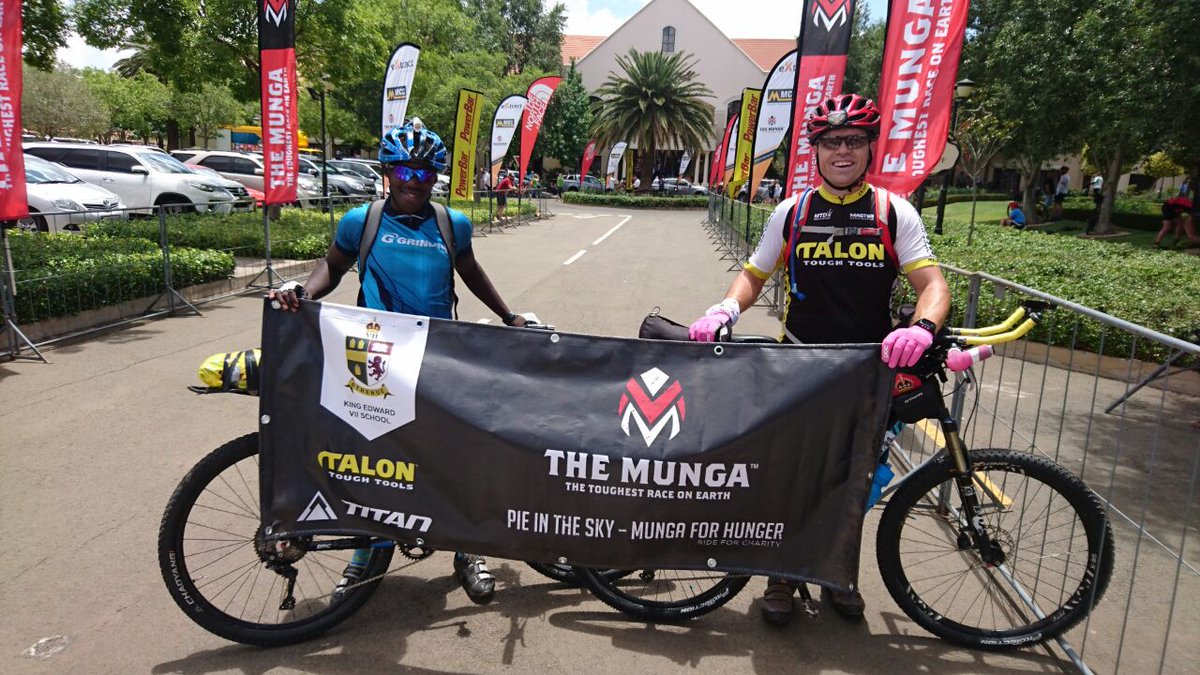 KingEdVIISchool's tweet photo. #RedHungerforMunga @KingEdVIISchool  @WalterBainVenn nearly time to get on that bike!! #Strenue #PieintheSky🚴‍♂️👐🏻🚴‍♂️👐🏻🚴‍♂️ Go well #redmachine https://t.co/YLSWGIJ63y