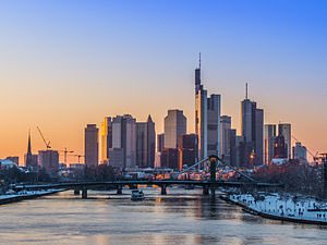 Colliers_UK's tweet photo. Much mirth in the room when #Bootle2017 compared Frankfurt to Croydon! He thinks #London will remain strong https://t.co/OaCUUpg8O1