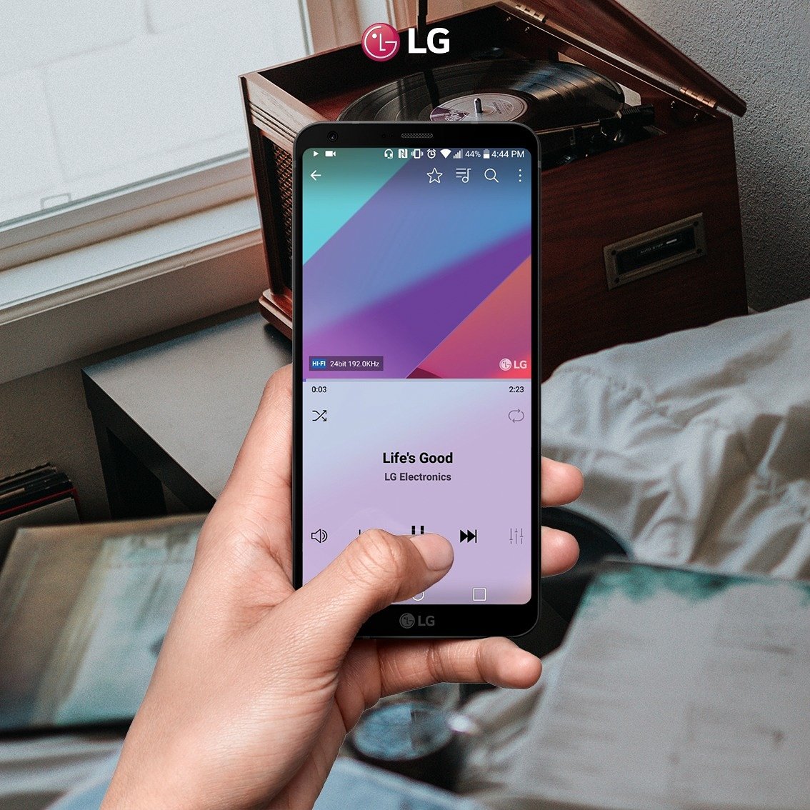 LGMobileID's tweet photo. Coba pada saat santai atau sedang istirahat, dengarkan musik klasik melalui smartphone #LGG6PLUS-mu. Tahukah kamu musik klasik dapat membangkitkan perasaan, meningkatkan fungsi otak dan suasana hati. Apalagi #LGG6PLUS dilengkapi dengan #QuadDAC, mendengarkan musik lebih dalam. https://t.co/W1aYR3f0wt