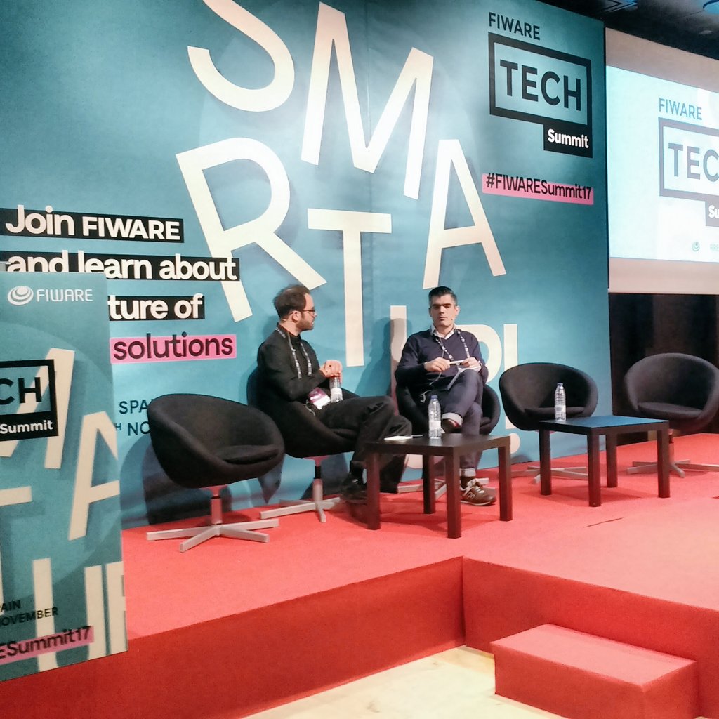 FIWARE's tweet photo. Great new session format this year: a real fireside-style chat, open for the atendees. #Open #Innovation discussed between web openess activist & city representative #FIWARESummit17 made it possible 👍 https://t.co/E4VYZ4CQir