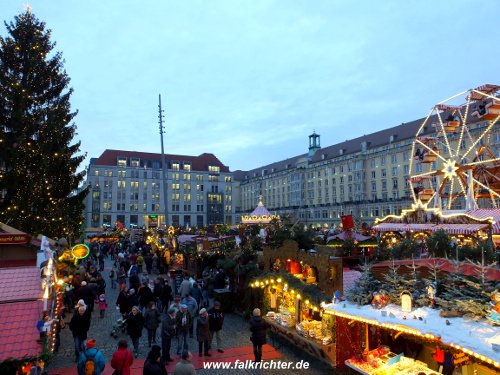 PsychoFritze's tweet photo. Schöne Weihnachtsmärkte in Dresden: https://t.co/Ltx0aWMdly #Dresden #Weihnachtsmarkt #Striezelmarkt #Adventsmarkt #Mittelalterweihnacht #Augustusmarkt https://t.co/dja7TYBvBI