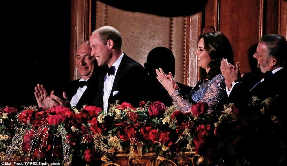 N1CKW1NSTON's tweet photo. THE ROYAL VARIETY PERFORMANCE @PalladiumLondon will be broadcast 19th December 19:30 (GMT) @ITV @KensingtonRoyal @RoyalFamily @RoyalVariety #stagedirector #choreographer #suchfun https://t.co/nZ8m0vf5QZ