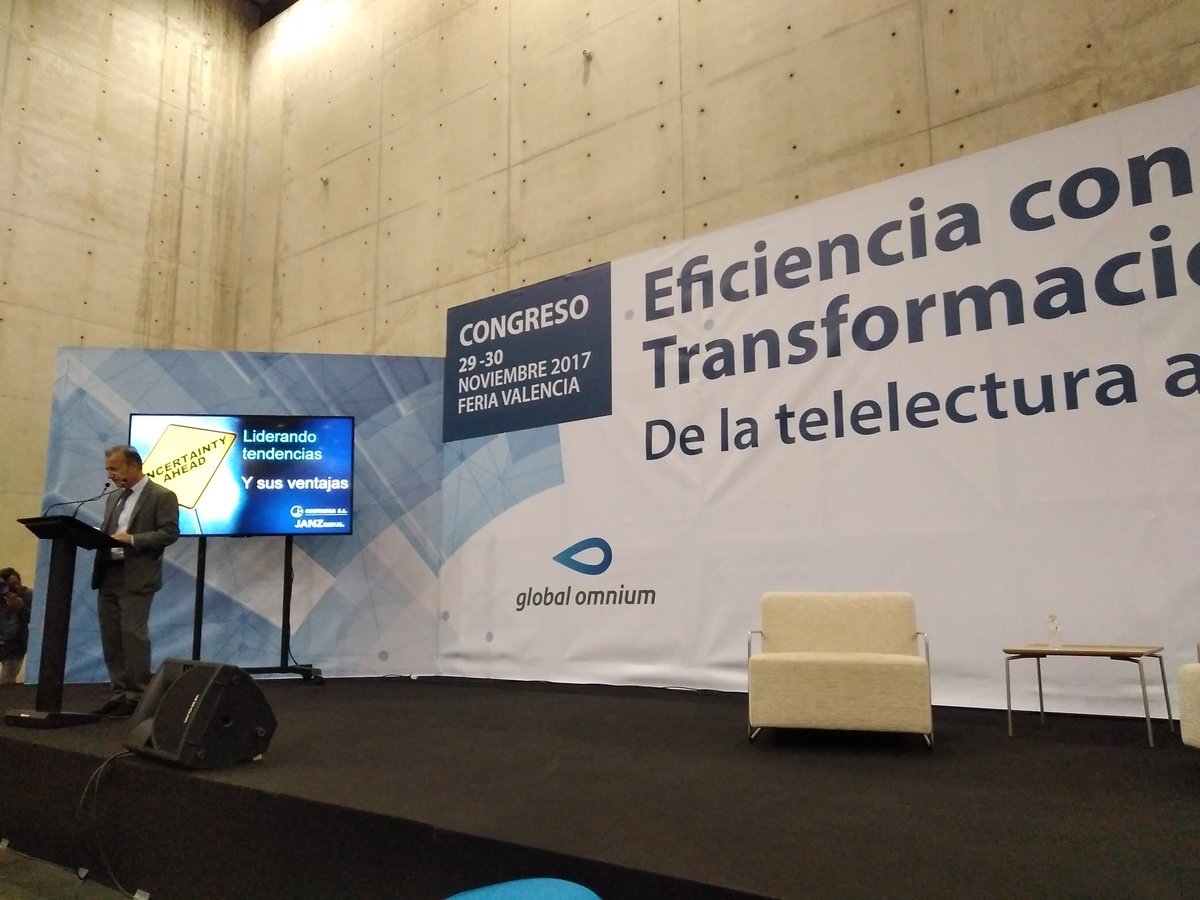 KirisamaCOM's tweet photo. En #Efiaqua2017 , asistencia obligada para estar a día de la #TransformaciónDigital del sector y eficiencia del #Agua https://t.co/KgmJIuvfAw