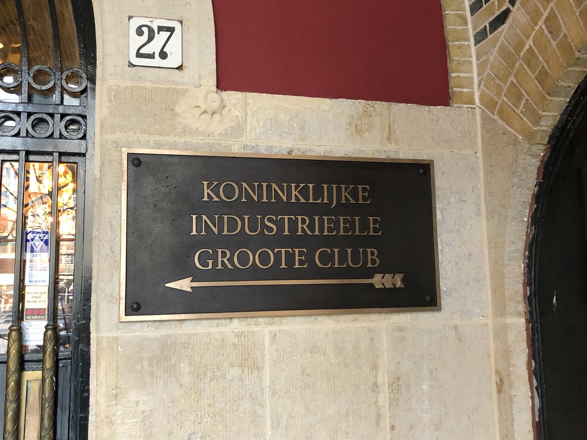 IGC_Adam's tweet photo. Het heeft even op zich laten wachten, maar vanaf vandaag is onze gevel ook voorzien van de Koninklijke kroon! https://t.co/qPfEtRH2Nr