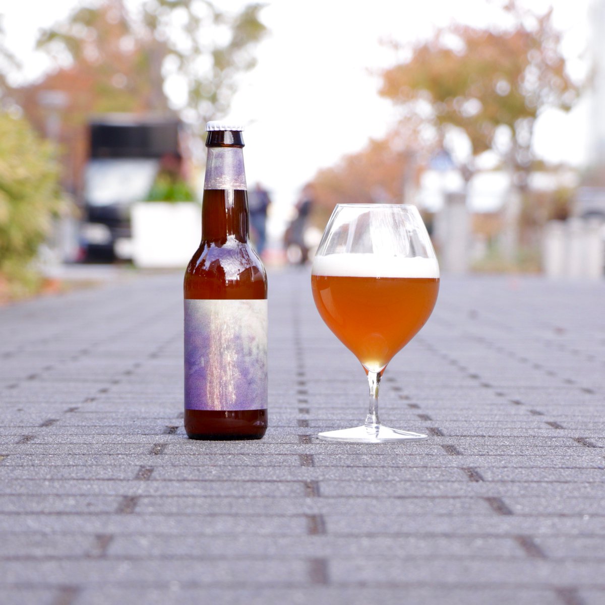 coaster_beer's tweet photo. This week's select! A fresh sour ale created by Denmark’s To Øl, a brewery well-known for its artsy bottle designs. #craftbeer #クラフトビール https://t.co/FEny9i5bX4