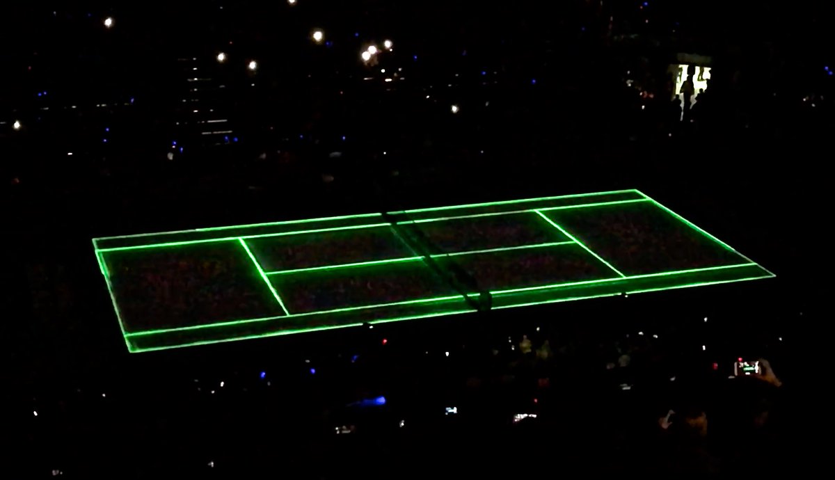 Visio_Vox's tweet photo. #FloorMapping at #TEBTennisStars 🎾
8x @ChristieDigital HD20K-J Projectors and Image Process with @Dataton Watchout
@MariaSharapova vs @CaglaBuyukakcay 

https://t.co/Co62jj8UEI https://t.co/4DiE5fVtRu