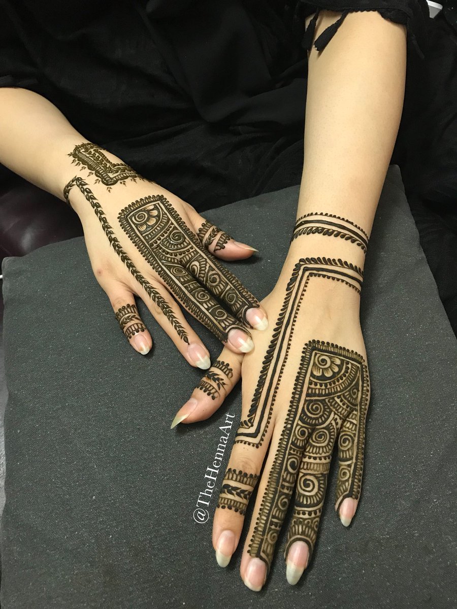 thehennaart's tweet photo. #Paris #BodyArt #VanityFair #نقش_حناء# #حنه #حناء #البحرين 
 #HennaArt #HennaDesign #Tattoo #Art #Artist  #bodyart #HennaTattoo #HennaPro #BridalHenna #HennaBahrain #HoneyHappyHenna #HennaArtist #LiveGlam #laurag_143 #Toronto #Canada 
 #HudaBeauty #Vegas_Nay https://t.co/wwzeORQUER