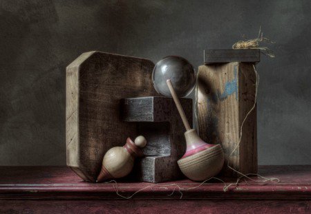 La #natura morta attraversa il tempo della #fotografia. È diacronica, non anacronistica e l'#arte continua a renderle omaggio. ow.ly/PPEk30gPYjS