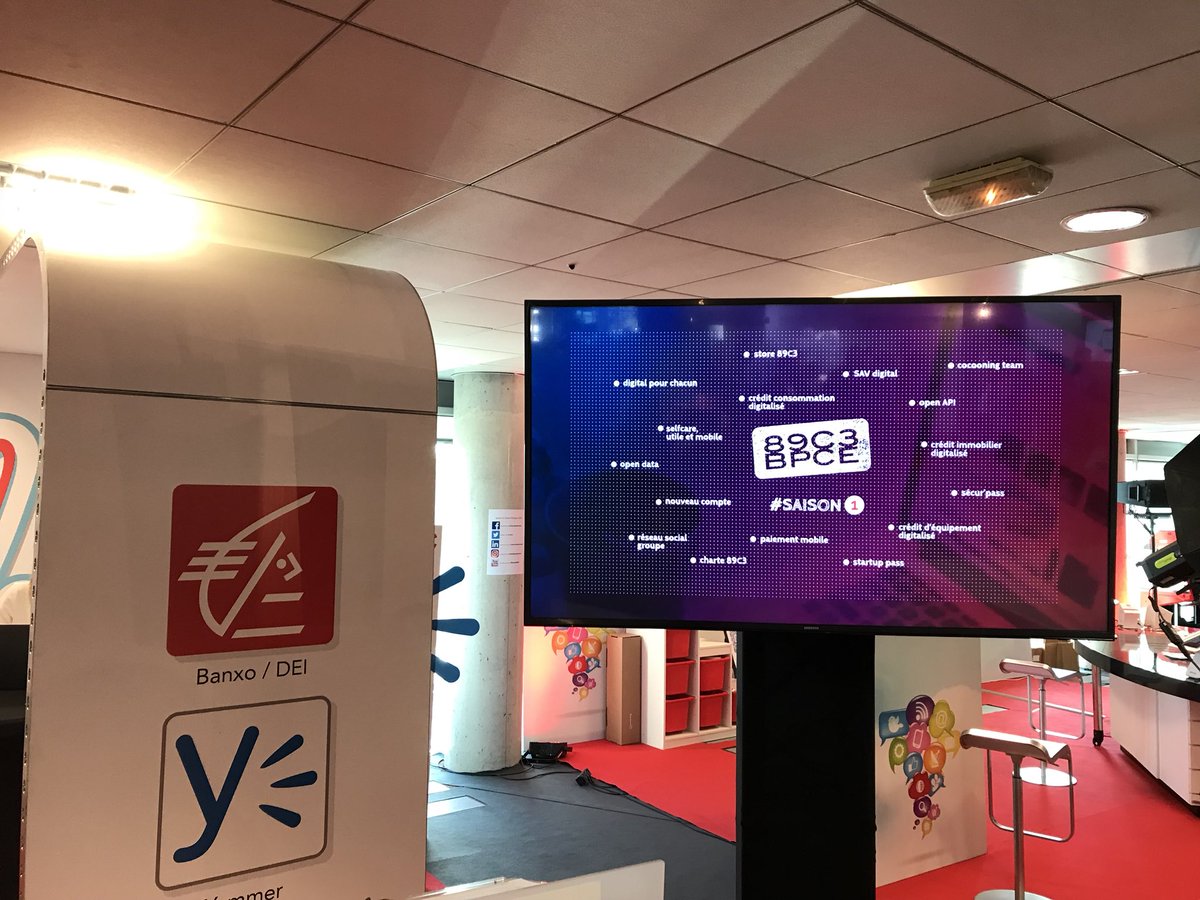 ITCaisseEpargne's tweet photo. Stand « Let’s get Digital » de la #CommercialWeek @CE_CEPAC ! On y (re)découvre l’application #Banxo développée par nos équipes ! On parle Digital @89C3 avec une présentation du nouveau réseau social @GroupeBPCE Yammer ! 🔝📲 merci @LaetitiaAustruy https://t.co/AQ7MrOuwj8