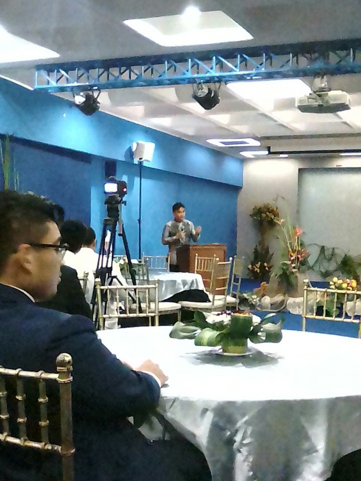 iana_chua's tweet photo. AYESx now happening #AYES2017 https://t.co/hyZJfQwukH