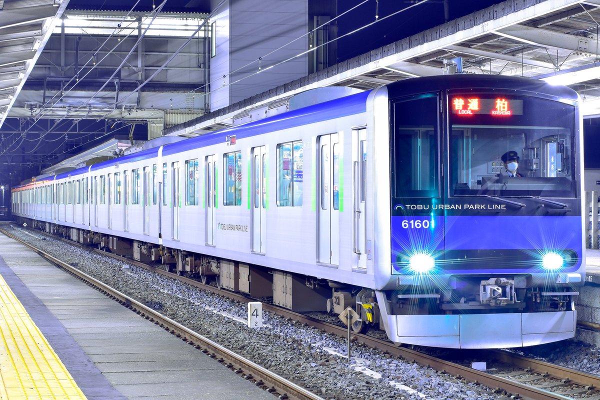 今日の収穫] ①東武8000系 8165F 転削回送 ②東武8000系 8172F [検査