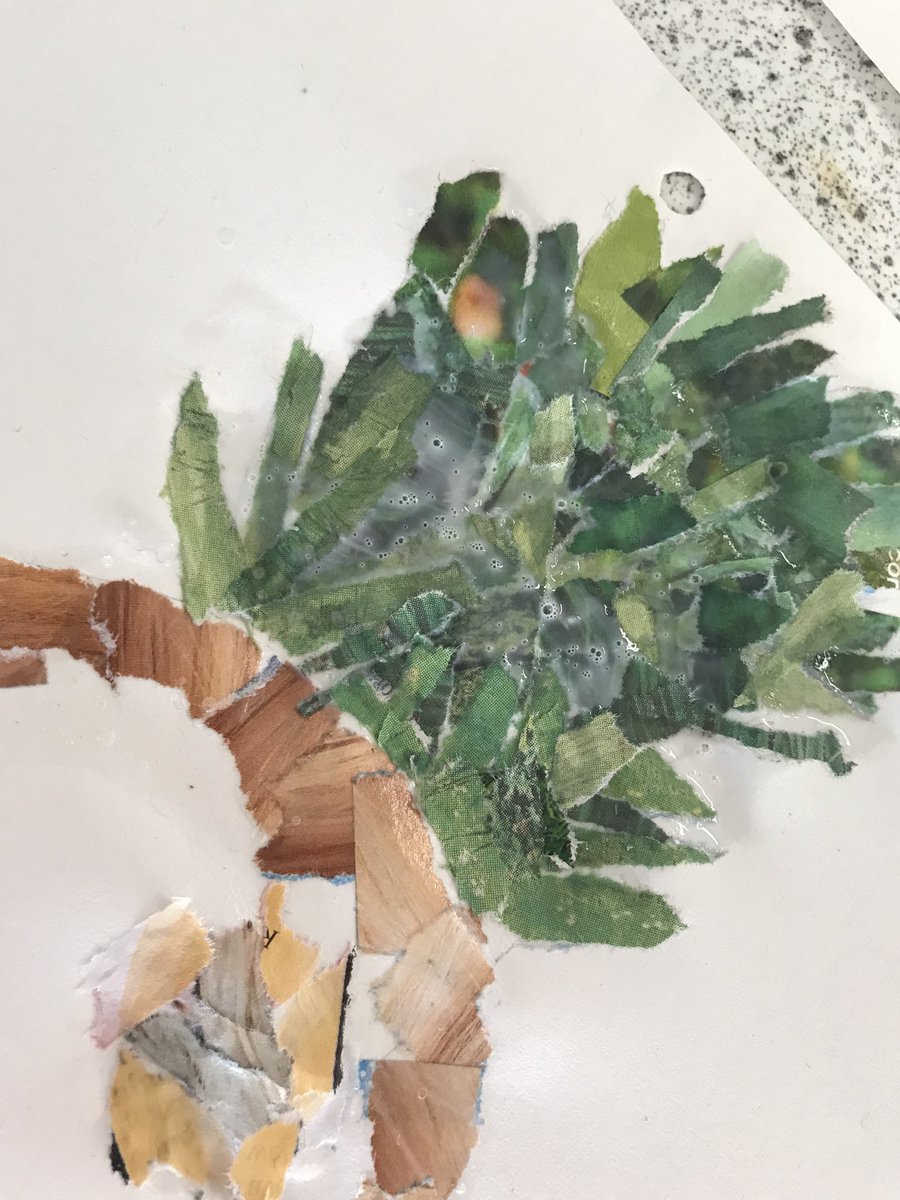 artsatsarum's tweet photo. Brilliant lesson with year 7 Doing collage today @SarumAcademy https://t.co/79uGAu101n
