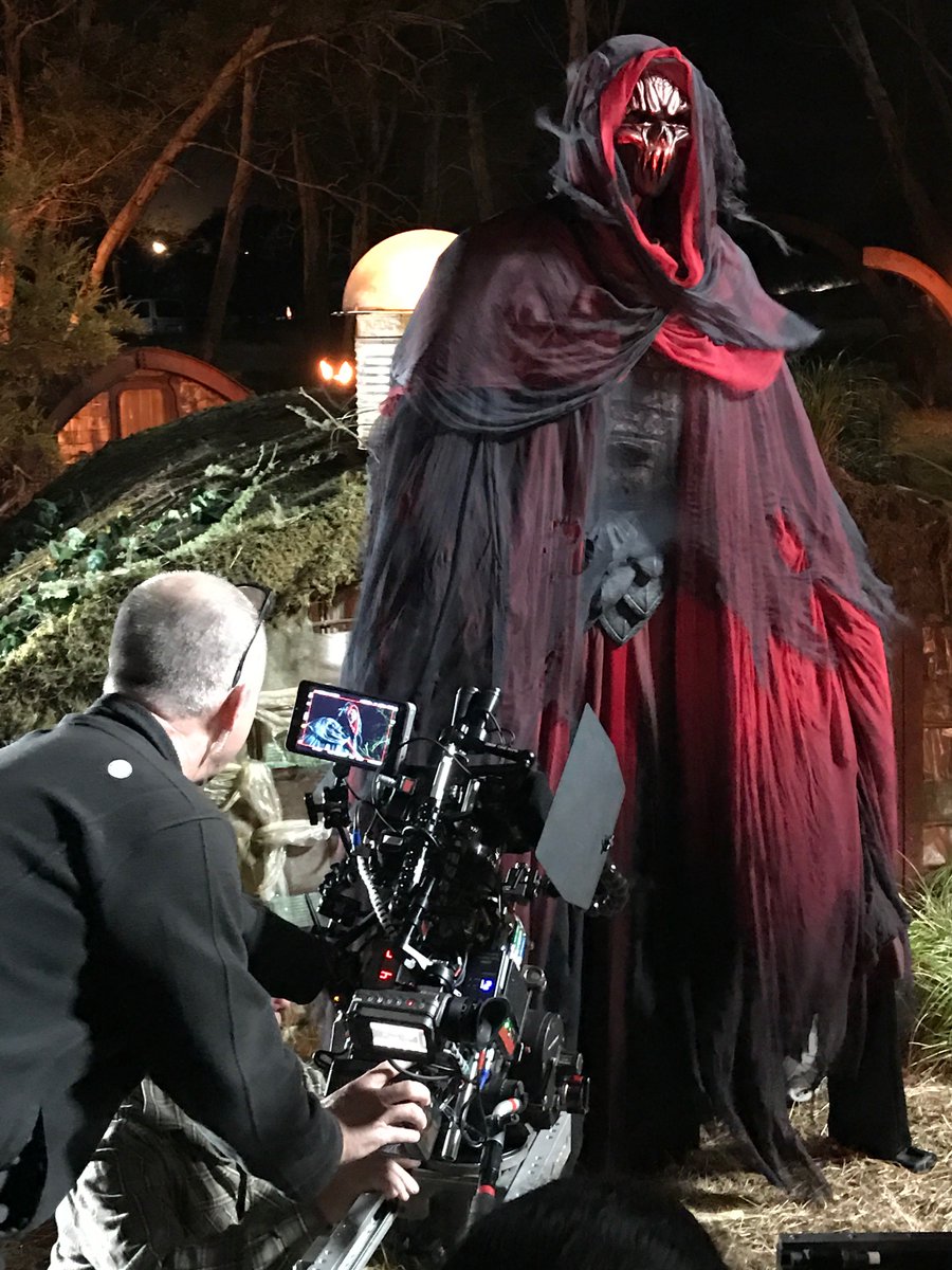 Sneak a peek #bts on season two of #Shannara courtesy of @MilesMillar. And binge on your favorite moments from the season now on demand.