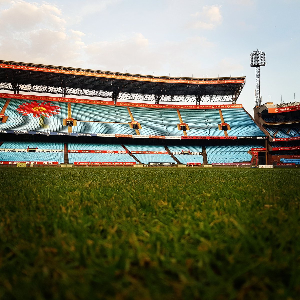 The Vodacom <a href="/BlueBullsRugby/">Official Blue Bulls</a> will be awarding their outstanding players at tonight’s #BullsAwards17. Keep an eye on our timeline for all of the winners and the reveal of their 2018 Vodacom #SuperRugby jersey!