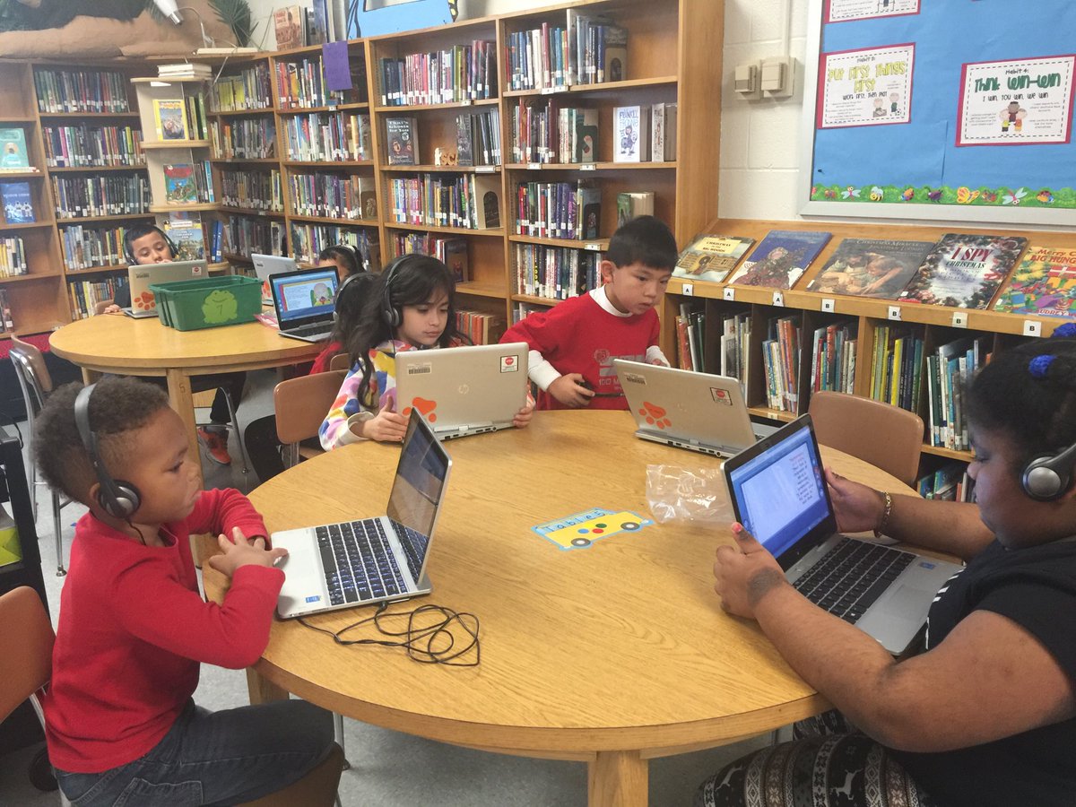Look who just discovered TumbleBooks? These first graders are in love with online reading! #literacy <a href="/bcpslmp/">BCPS LMP</a> <a href="/lisadingle5/">lisa dingle</a> <a href="/WarrenES_BCPS/">Warren Elementary</a> <a href="/MrsDaue/">Tat D</a>