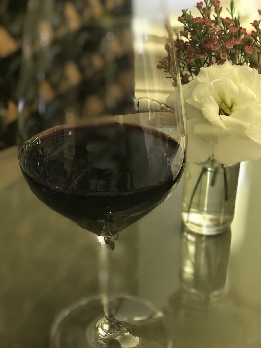 trvlpionus's tweet photo. Do not miss @baravin1 #barvin when visiting @Bordeaux #bordeau @France #france #glendastravels https://t.co/Tk9wdTjLiv