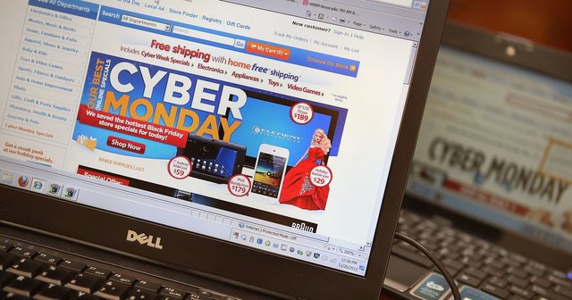chrishallva's tweet photo. #CyberMonday #smartphone sales affirm businesses need to prioritize #mobile @Mashable https://t.co/yLQxPlkNzn #PBemp https://t.co/PUWsOq4Osj