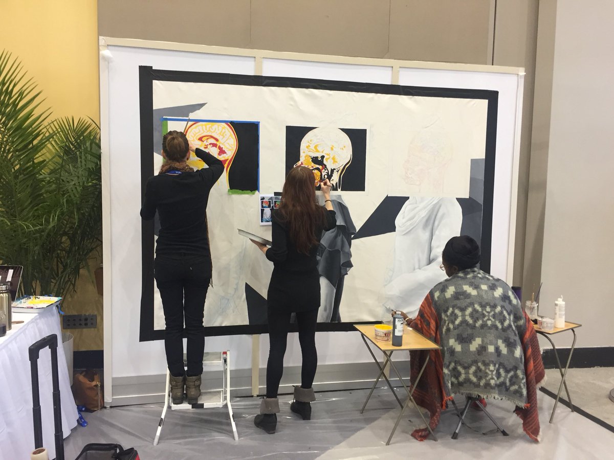 radbuzzz's tweet photo. Very cool! Lakeside #live #painting #artists #radiology @RSNA #rsna2016 https://t.co/qcd1acd1Sl