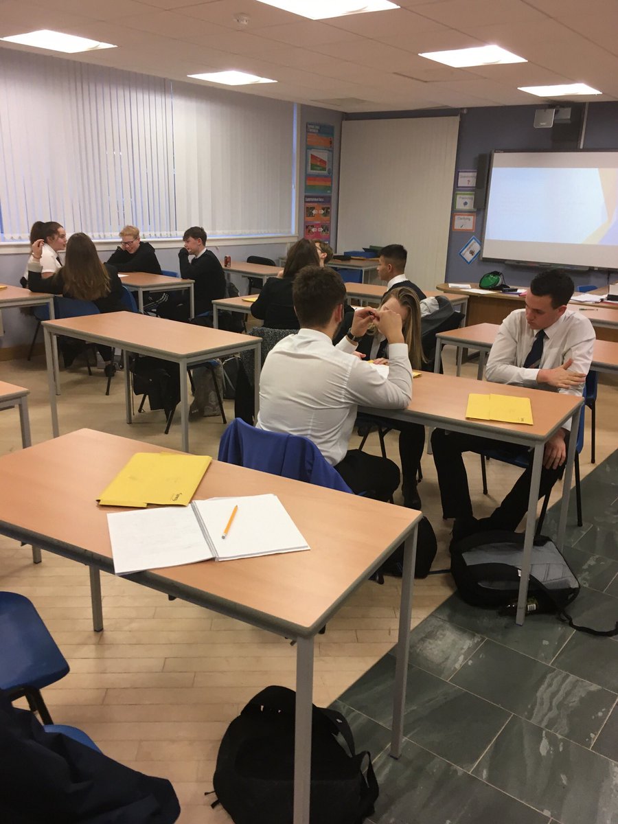 KAHealthWB's tweet photo. Higher PE #socialfactor #simulationdrills #focusgroupquestionnaires #weloveournewpitch https://t.co/SexhOTGuT5