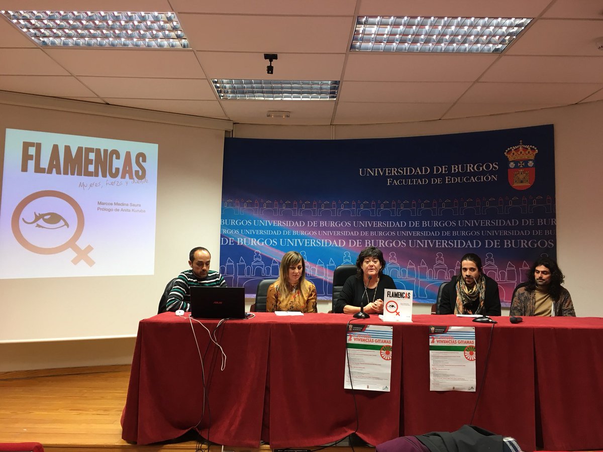 gitanos_org_CYL's tweet photo. Celia Gabarri compañera de #FsgPalencia nos habla de Mujer Gitana en la @UBUEstudiantes. #FsgBurgos https://t.co/ArV7py919h