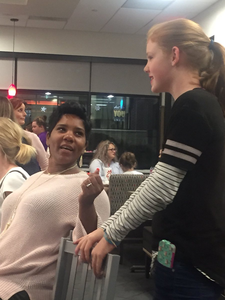 AbbyHughesSPED's tweet photo. My B’ea has had some really good teachers @NISD @NISDCNE, but have to say @ksimon18K has been The BEST for this season in B’ea’s life.... ...FIFTH GRADE!  She has much respect for you, looks forward to going to school &amp; confidence has shot out the roof! THANK YOU. #SimonRocks https://t.co/E5Qcm12Nsf