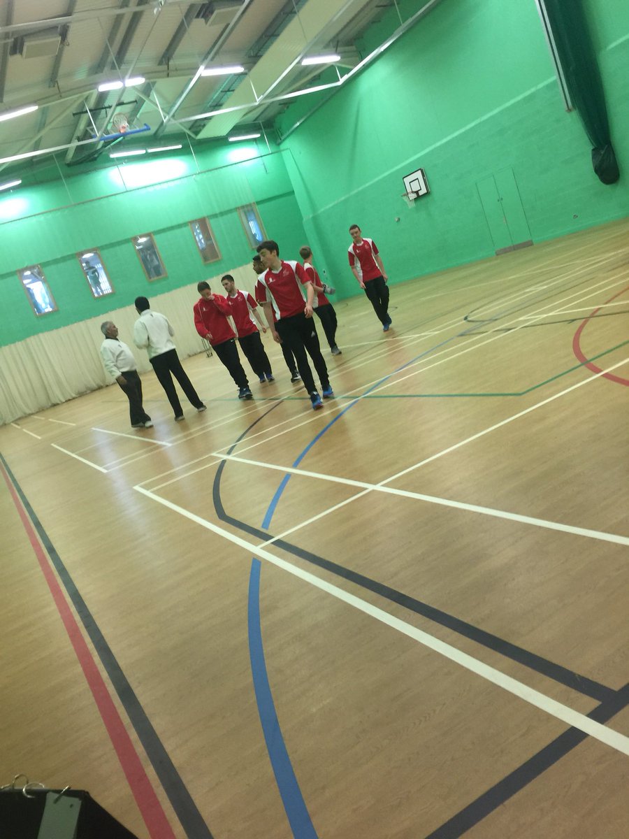 RahimAli_Coach's tweet photo. @DerbyColSport @FlintoffAcademy Off to a great start in the @AoC_info Indoor Cricket24 regional 2 out of 2 scoring 45 in the first game and 66 in the 2nd game without a batsmen being dismissed. One more to go 👍@domtaylor247 #TeamAFCA https://t.co/JtracfZrU1