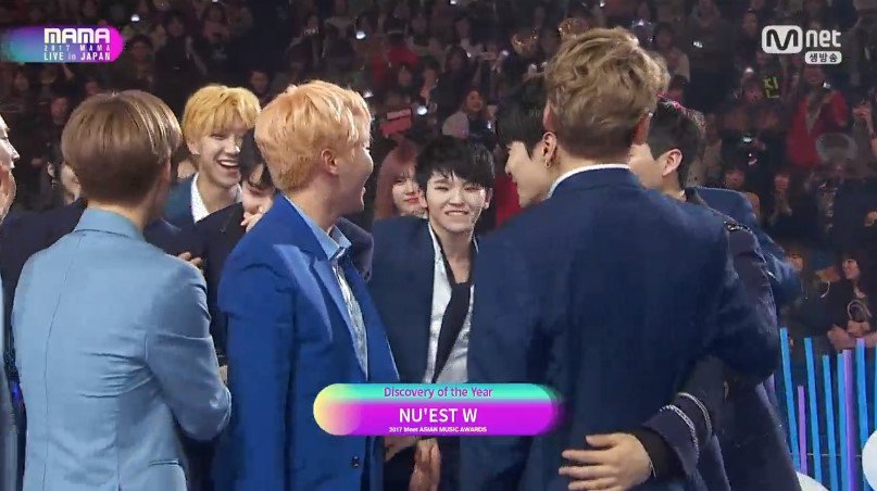 woozi best producer🌙 tweet media