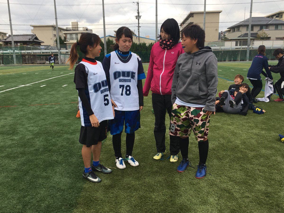 2組目のシスター紹介でーす🎈
“ねねさんシスター”
一言「みんな仲良く支え合いシスターです🙂」
（一言、シスター名とは真逆の性格シスターですよ🤪🤪）
写真をなぜこのポーズにしたのかは4人の誰かに聞いてみてね👻ポーズを決めるのに、真剣に話し合っておりました🤫🤭