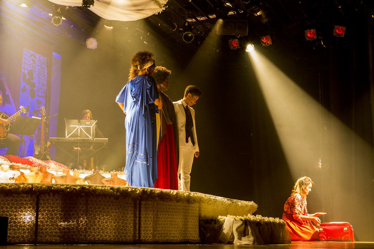 L_omusical's tweet photo. No sábado (2/1) teremos sessão extra de #lomusical, às 15h, no @CCBB_RJ. Ingressos no https://t.co/sdgOAZYfIo https://t.co/pSnkeVjGuL