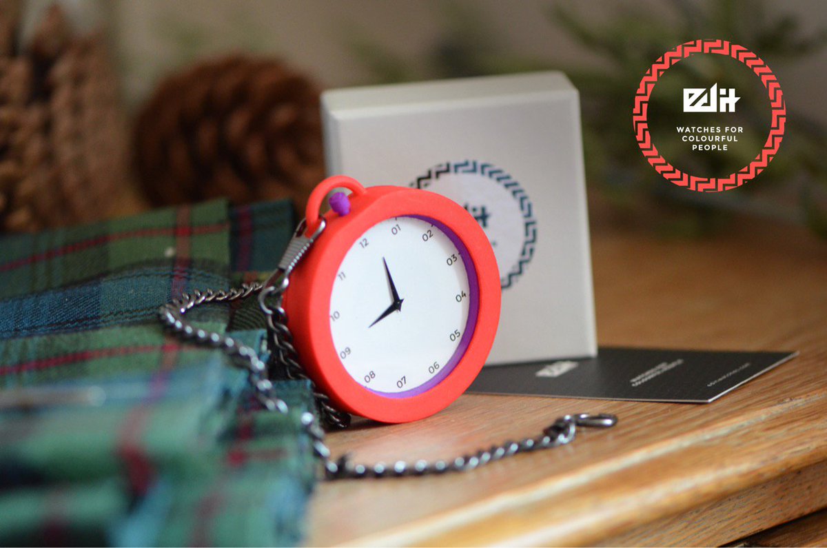 editwatch's tweet image. Red with a classic dial works perfectly with a kilt suit.