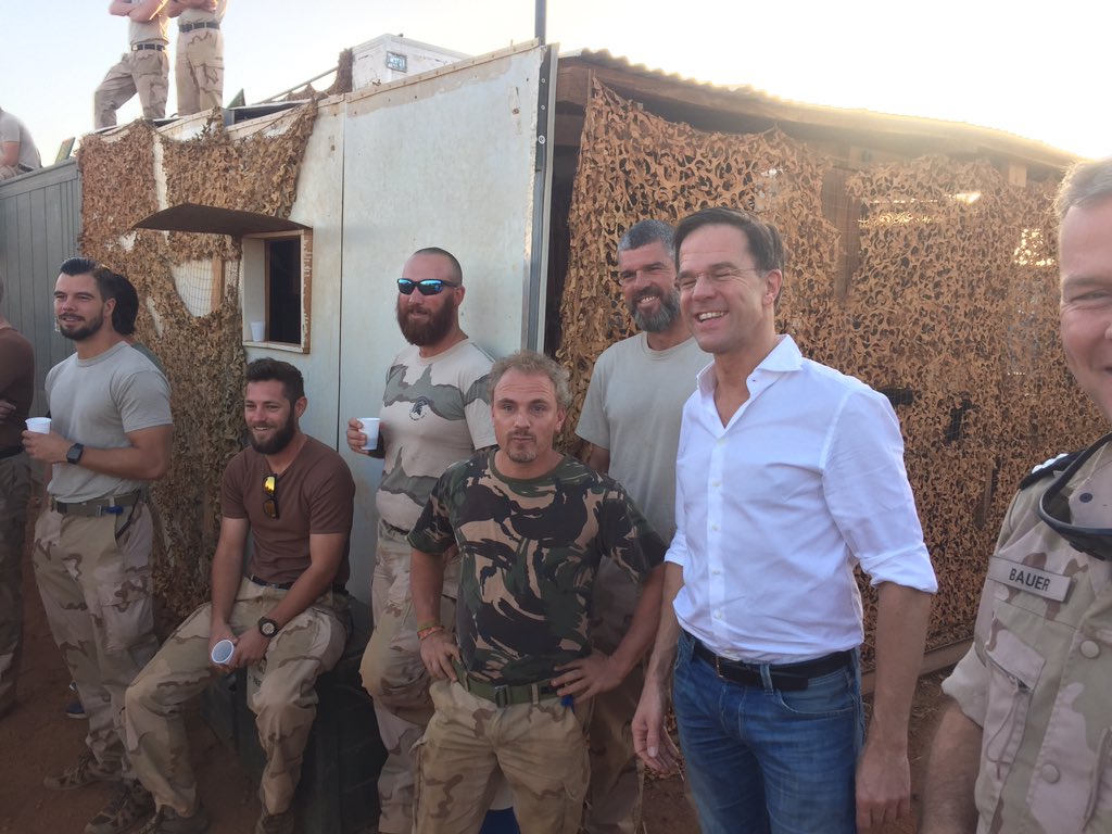 Dutch prime minister Rutte visited Gao #Mali in support to #Minusma and the Dutch contingent