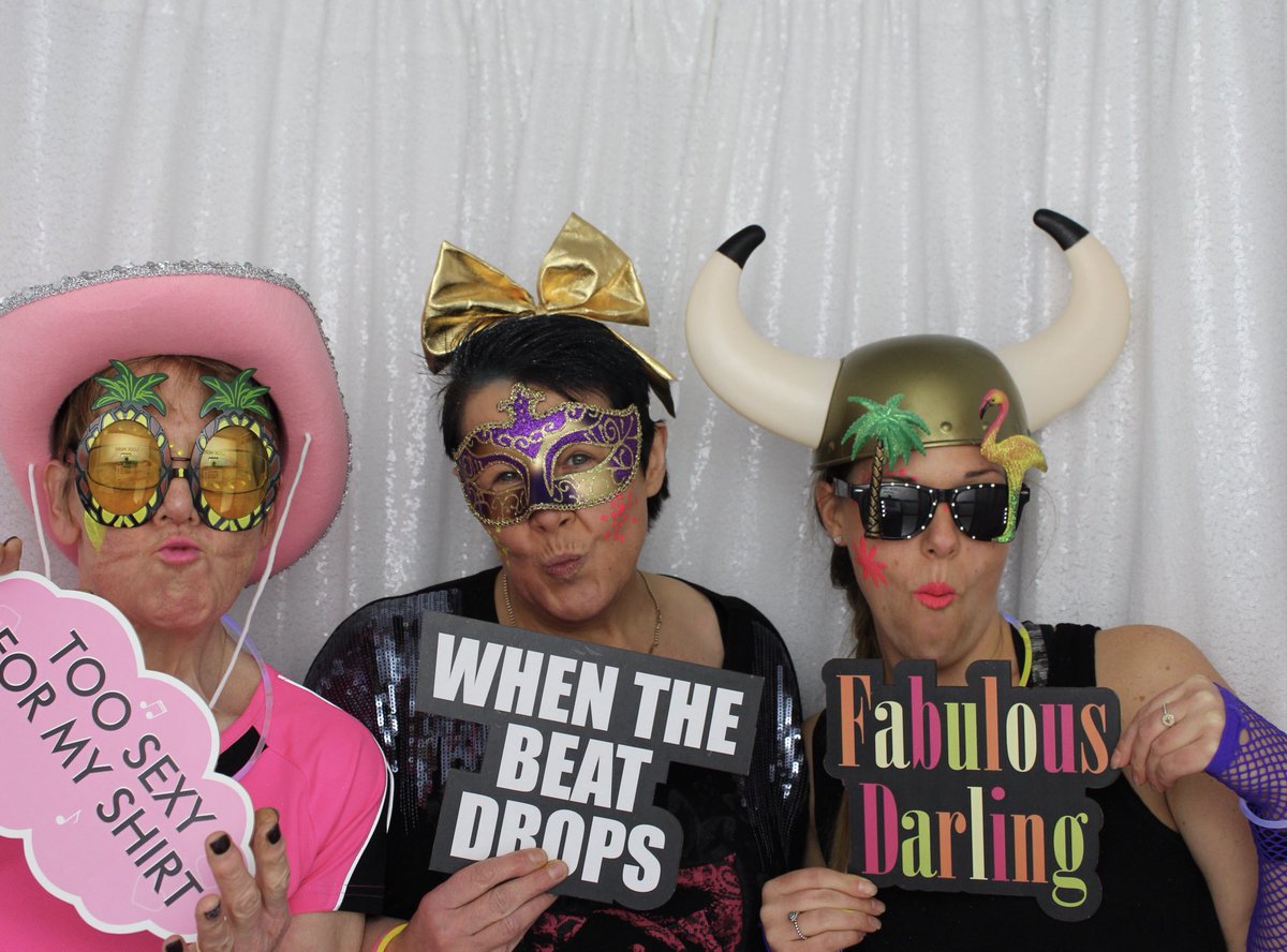 aboothandbeyond's tweet photo. Some of the best images from Monday’s Neon Party #magnavitae #embassytheatreskegness #lincolnshire #skegness #grimsbytown #northlincolnshire https://t.co/0kW1dCCzbM