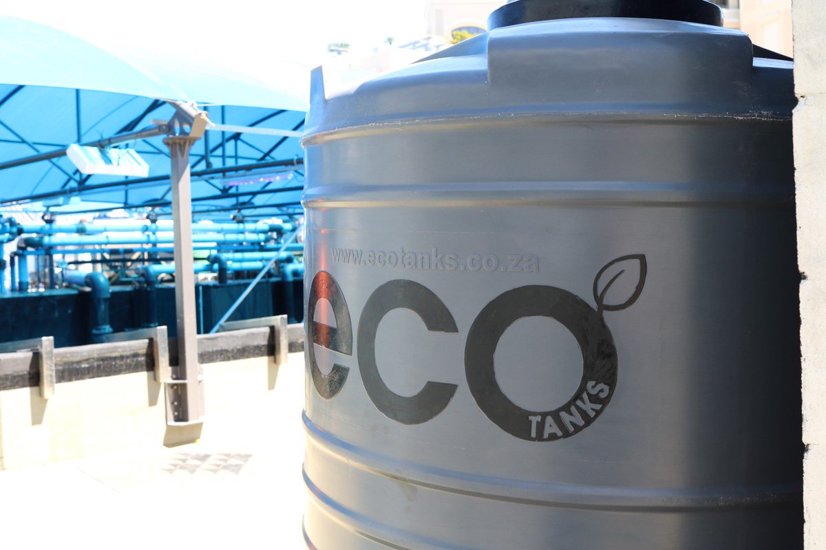 2OceansAquarium's tweet photo. These awesome rainwater #EcoTanks are another way we use less water - helping us grow for our rehab turtles. A big roof collects a lot of water, even during a drought. #WatershedWednesday @WWFSouthAfrica https://t.co/0IT1QcoMIv https://t.co/c3ZyqSpI5V