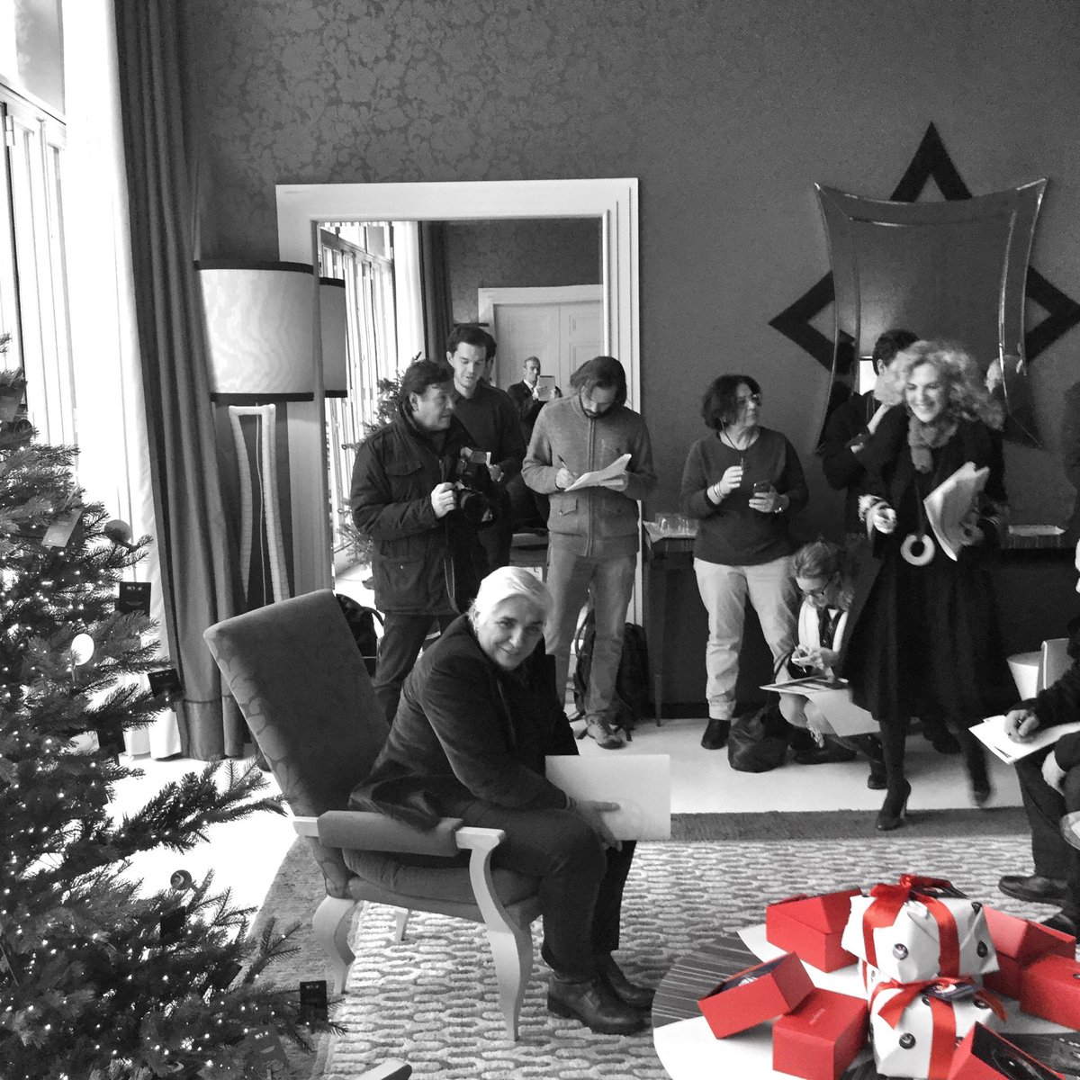 BoscaroJr's tweet photo. Today our #aphotoofveniceaday is at @HotelCenturion attending at the #Pressconference of #MyChristmasVenice 2017 :  Tourism Councillor of the City of #Venice #PaolaMar &amp; Chiara Bocchini creator of this amazing #Christmas extravaganza speaking right now @comunevenezia https://t.co/xPczdVdHEz