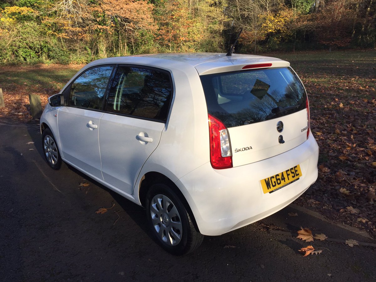CardiffcarsCom's tweet photo. 2015 Skoda citi go - 1.0 SE
£5250 or just £99 a month.
#cardiffcars #carsforsale #cardiff #cardealer #carsales #skoda https://t.co/JdhnIGrVCr