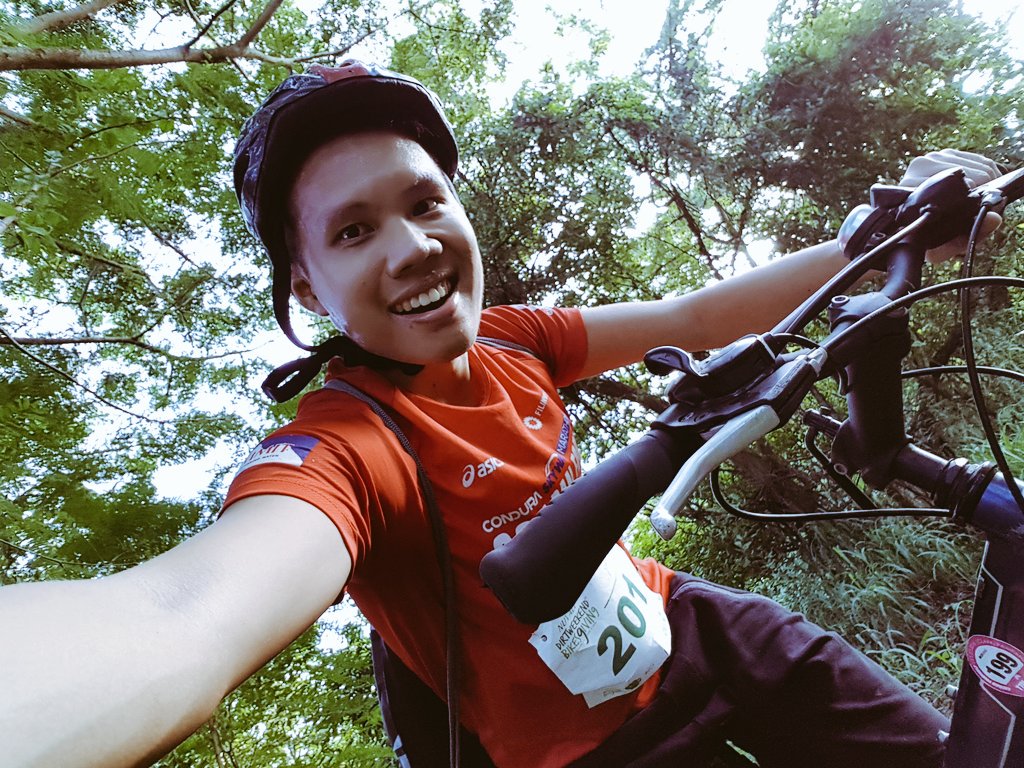 KyleKyller's tweet photo. Cycling = Life!!! 😎 #Nuvali #RideOrDie #MountainBike #WeekendWarrior #Travel #ExtremeSports #DirtRide #IntoTheWoods #VivaLaVida #Philippines https://t.co/CtwX8cY17K
