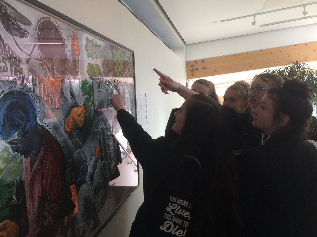 JohnInnesCentre's tweet photo. With the main talks over everyone has taken the opportunity to enjoy @MalcaSchotten #livesinscience #WOF17 https://t.co/osDGqhWwsf