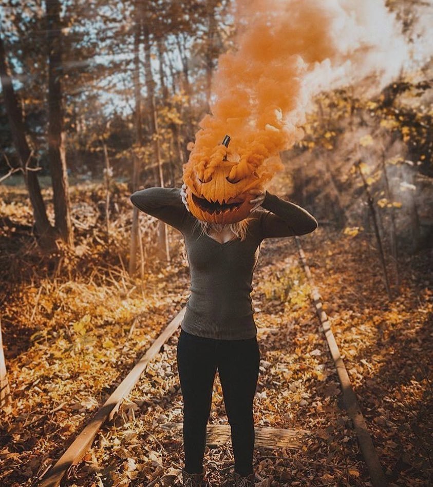 Фотосессия с тыквой и дымом