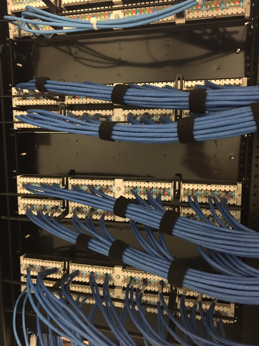 CablingAustin's tweet image. #structuredcablingAustinTx #voiceanddatacabling #cat6cableinstallation #Officenetworkcableinstallation #officecablingquote #cat6wiringquote call today for a free network cable installation quote 512-574-1288