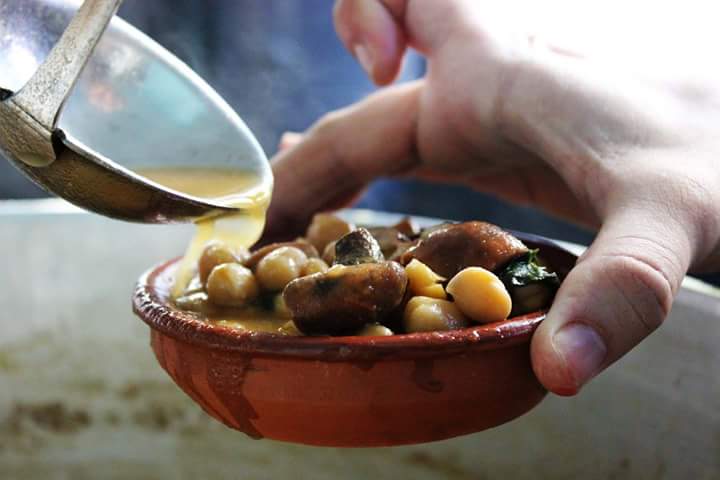 ¿Qué te apetece para comer hoy?
#Guisos #Tapas #LaBuhaira #Sevilla