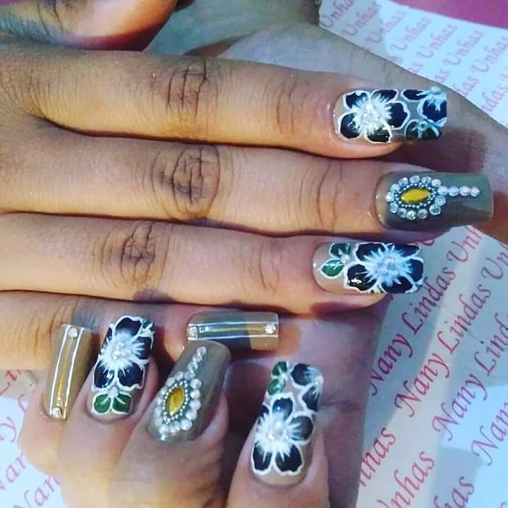 ✔vamos de promoção no salão da Nany...
📌Mão e pe simples 15
📌Mão e pe decorado 20
📌mão com postiça 20
📌mão com acrygel 50
📌Escova e prancha 15
📌Hidratação+escova e prancha 20
📌Escova botox 25
📌escova progressiva 35
📌escova 
📌escova definitiva 50
Zap:973431445