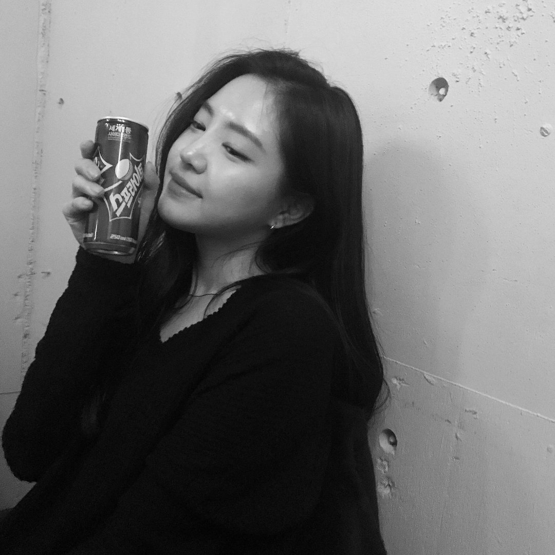 AllAboutApinkTH's tweet photo. [PHOTO] 171129 Naeun (marcellasne_) Instagram Update
#Sprite #Freshing https://t.co/lGXQoDKJvv