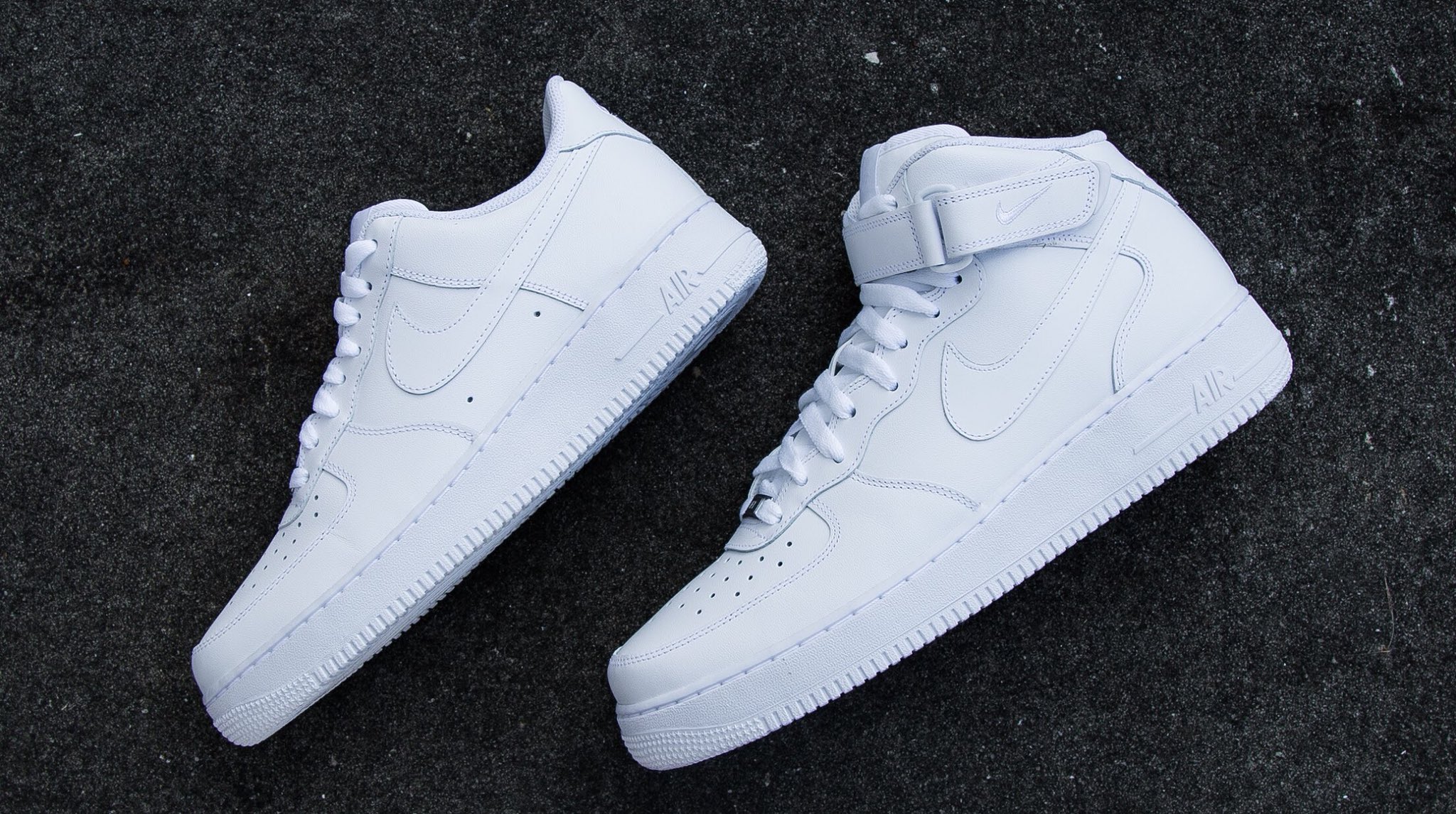 Overflod halvø lysere Champs Sports on Twitter: "Lows or Mids | #Nike Air Force 1 Low + Mid  “White On White” | In-Store + Online | https://t.co/GPt3AHENxp  https://t.co/aZ5W1HhVsm" / Twitter
