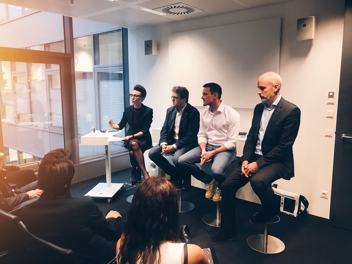 Mindshare Programmatic Day Finale: „Wertschöpfungsketten in einer datengetriebenen Marketing Welt“ mit <a href="/antlanger/">C. Antlanger-Winter</a>, <a href="/s_d_one/">Soran.</a>, <a href="/willhaben/">willhaben</a> und <a href="/derStandardat/">DER STANDARD</a> #msprogday #teammindshare