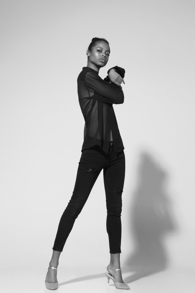 New Face Aaliyah Hydes signed to <a href="/MarilynAgencyFR/">Marilyn Agency</a> @MUSE_NYC <a href="/modelwerk/">MODELWERK</a> <a href="/blow_models/">Blow Models</a> <a href="/FirstLondon/">FirstModelManagement</a> <a href="/WhyNotModels/">Why Not Models</a> | Wearing <a href="/KIWISUMO/">KIWISUMO</a> 
| Hair &amp; Makeup by <a href="/Giselle_Makeup/">𝑮𝑰𝑺𝑬𝑳𝑳𝑬 𝑨𝑳𝑰</a> 

#testshoot #newface #development #noir