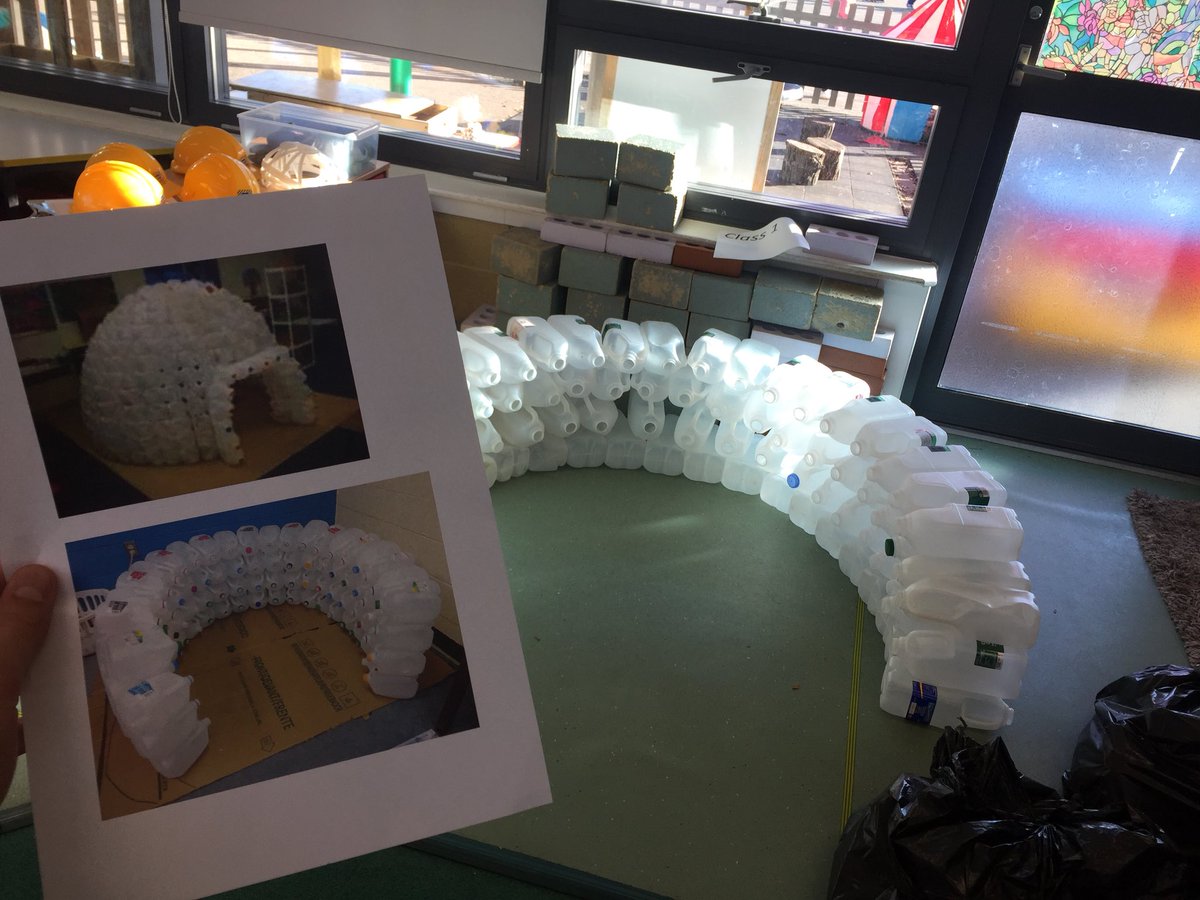 MrTeacherRJB's tweet photo. Building an igloo today from recycled milk bottles from the whole school and families. So far so good. #trickystuff 🤣❄️ https://t.co/9K8qdpiR2g