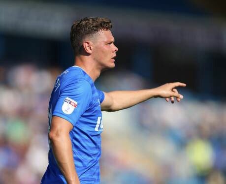Happy 25th Birthday to centre back Ben Nugent. Great to see him back fit and involved in the squad! 