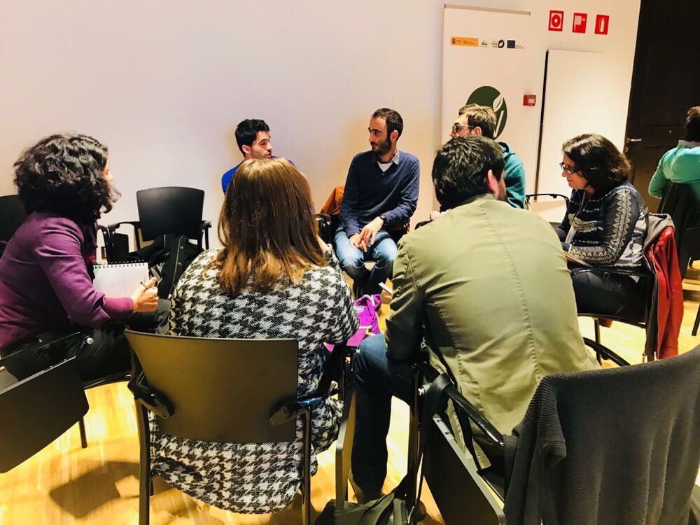 emprendeverde's tweet photo. “Los pequeños necesitan apoyo institucional”, círculo de trabajo sobre búsqueda de financiación en #ConectaCircular https://t.co/niZG5ceaHH