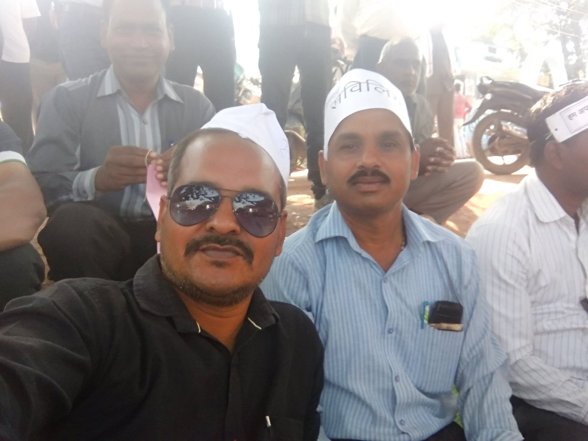 urajesh102's tweet photo. तखतपुर बाइक रैली, 29 नवम्बर

#Morcha2017 https://t.co/qn0gAUqbxL